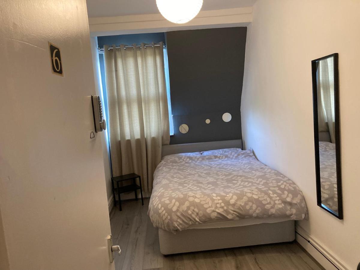 Chosen Rocky Lane Private Rooms Liverpool Ngoại thất bức ảnh